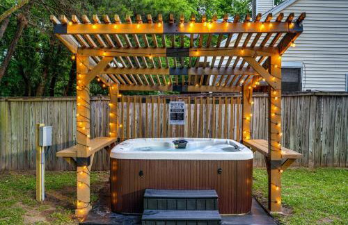 Country Haven - Hot Tub & Pool! Game Room, King Beds, Mins 2 dwtn - Foto 59