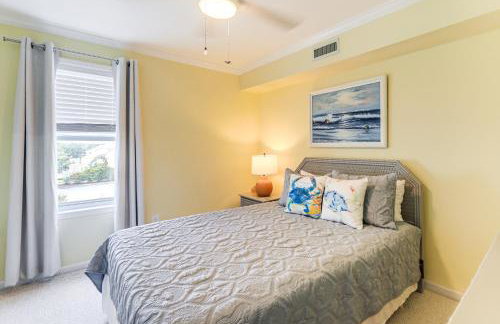 Marina Views, Walk to Beach: Atlantic Beach Condo! - Foto 16