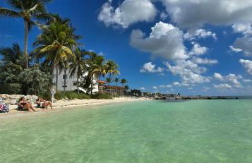 Paradise awaits you at Key Colony Beach - Foto 1