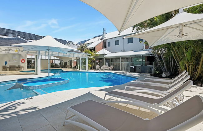 Broadwater Resort Como - Photo 31