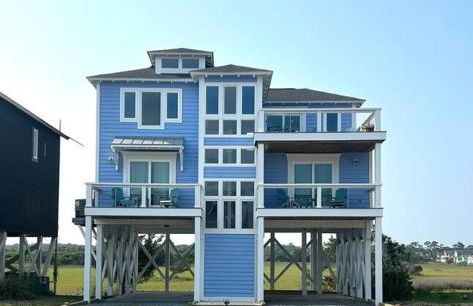 Holden Beach House Second Row with surround views! - Foto 1