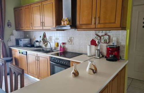 Άνετο, μεγάλο σπίτι κοντά στο μετρό - Foto 39