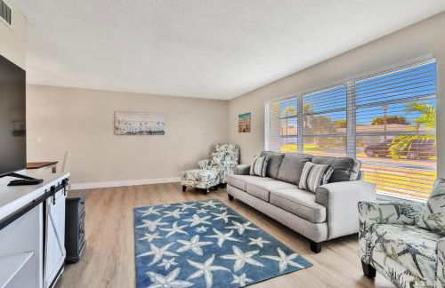 Relaxing canal front 2 BR pool home in North Port - Pineapple Way - Foto 36