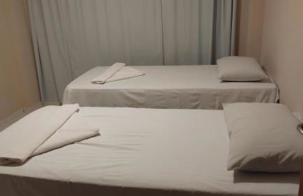 GUARAJUBA PARAÍSO DAS ÁGUAS - APT 2 quartos com AR e TV em TODOS os cômodos - Incluso Roupa de CAMA e BANHO - Filtro de Água Gelada e Maquina de Lavar dentro do APT - TOTAL CONFORTO PARA VC E SUA FAMILIA - Cond A beira da Lagoa e perto da PRAIA - Foto 47