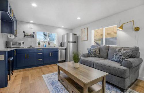 Rucker Avenue Cozy Bungalow - Photo 11