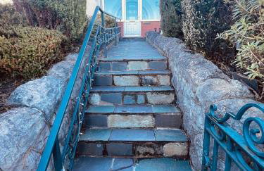 Gorwel is an Art Deco 1930s villa with sea views - Foto 10