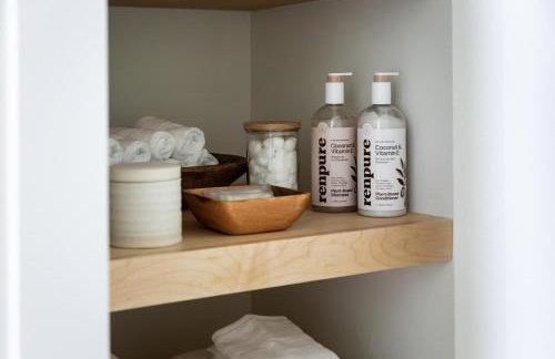 New Beautifully Updated Home with Gameroom! - Foto 56