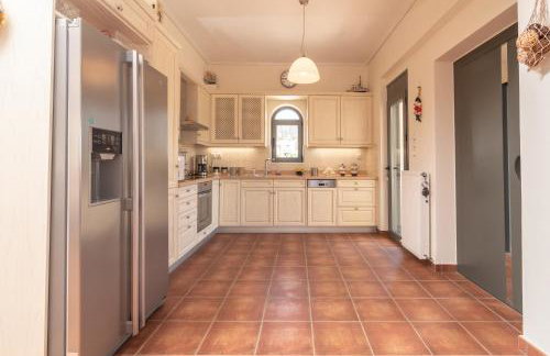 Marika Seaside Villa - Photo 10