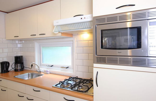 Tidy Furnished Chalet With a Combi Microwave, in the Veluwe - Foto 4