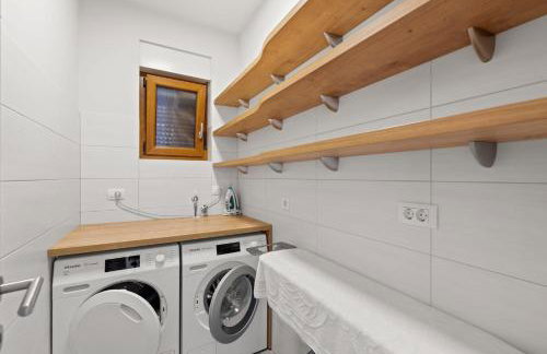 Villa Ajlin with Private Pool - Foto 33