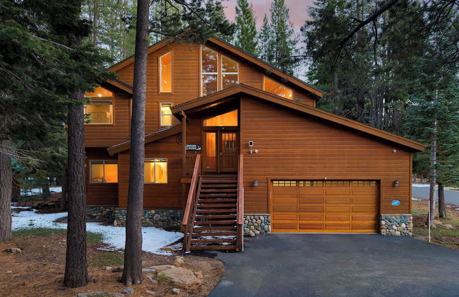 Hansel by Avantstay Pool Table, 5mins to Skiing - Foto 28