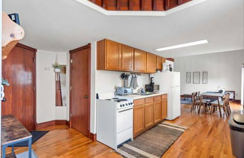 Jacuzzi 1BR loft with den and office-open concept - Foto 9