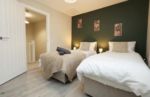 Perfect Booking 2 Bed Home in Merthyr Tydfil - Photo 11