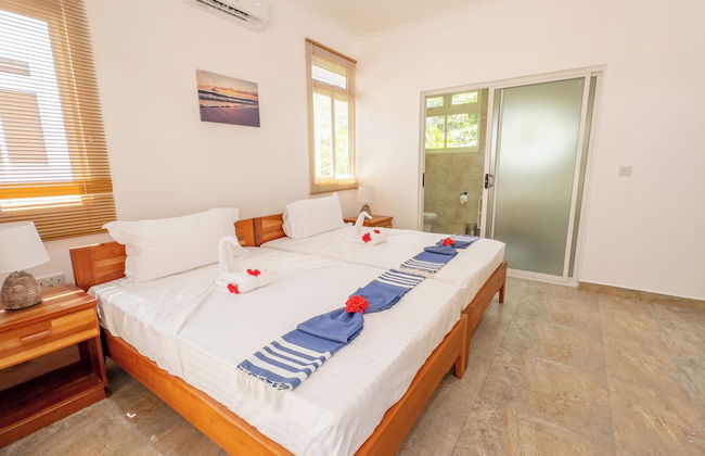 Macmillan's Holiday Villas - Foto 6