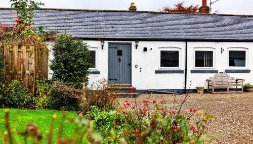 Finest Retreats - Woodstock Lodge - Foto 3, Garden, Garden view