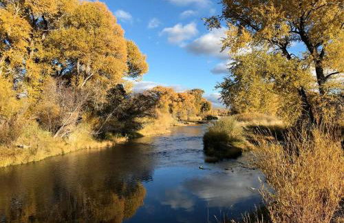 Stunning Cottage with Fire Pit in Saratoga, Wyoming - Foto 39