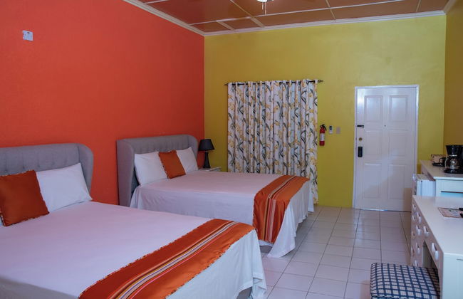 Beach-Pool-Sun-family-6 bedroom getaway - Foto 15