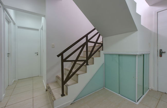 Duplex with Hot Tub near Beach by DM Apartments. - Photo 34