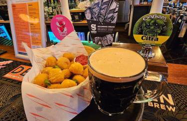 The Fox Den - Photo 13