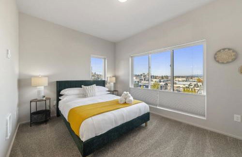 BRAND NEW Fully Updated Condo 918 in Anacortes - Foto 17