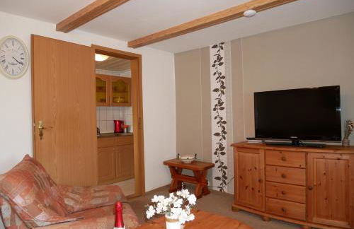 Fewo Mölschow auf Usedom mit einem Garten und W-Lan - Foto 8