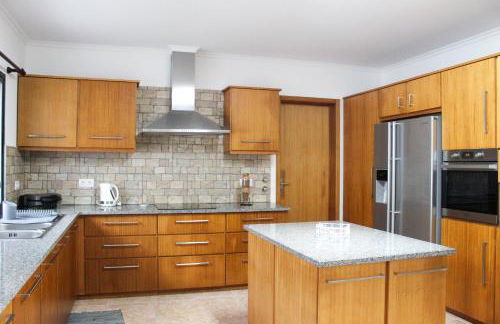 Waterfall House - Photo 6