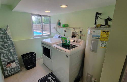 1349 Jennings court Private Pool, Fire pit, BBQ A FUN place to RELAX - Foto 13