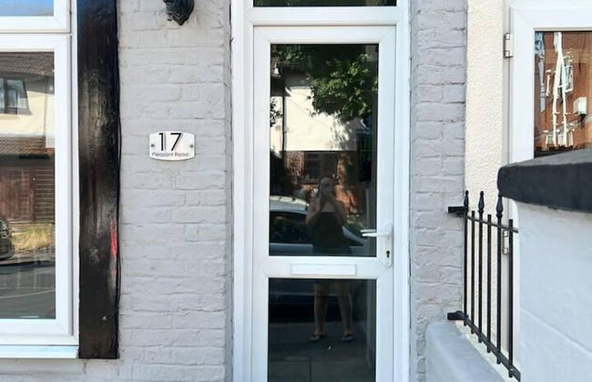 Impeccable 5-bed Apartment in Southend-on-sea - Foto 29