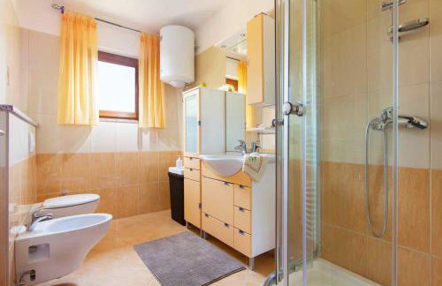 Villa Zora, beautiful modern villa in a village near the sea - Foto 13