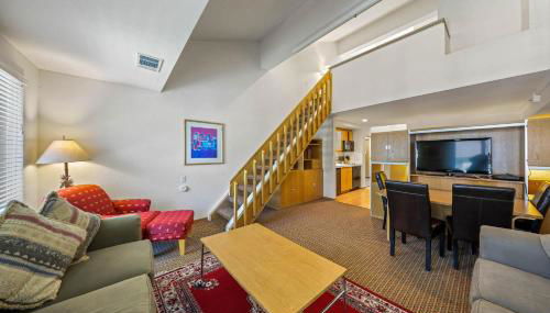 Palisades Tahoe Lodge Rentals Studio Loft #305 - Foto 3