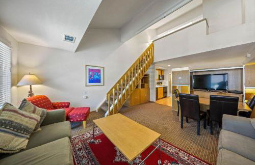 Palisades Tahoe Lodge Rentals Studio Loft #305 - Foto 3