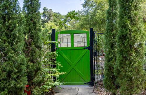 Luxury Retreat Just Steps from UF Main Campus - Foto 3