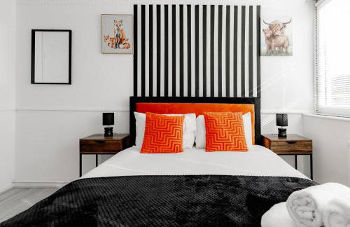 3BR Off A13 , Sleeps 6, 2mins to Langdon DLR,Free Parking - Photo 14