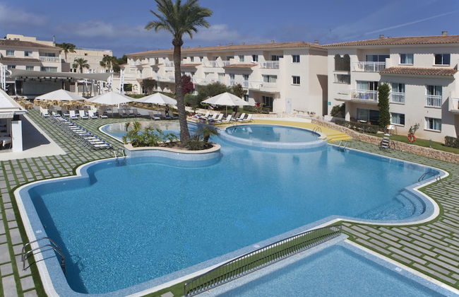 Aparthotel Isla de Cabrera - Photo 1