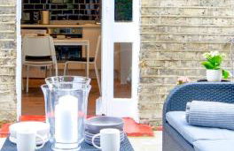 Beautiful 2 bed apartment in central London - Photo 8