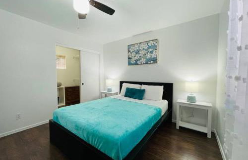 Gorgeous Abode 3 Bedrooms Hide-out in Mesa - Photo 32