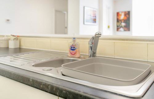 NEW! Stylish 5-Bed Apartment in Stockton-on-tees by Stay With Us, Perfect for Contractors & Large Groups, FREE Parking! - Foto 35