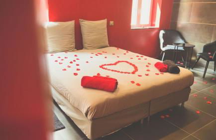 Le Confiden'spa Loft 55m2 Jacuzzi - Billard - Cheminée - Terrasse - Foto 10