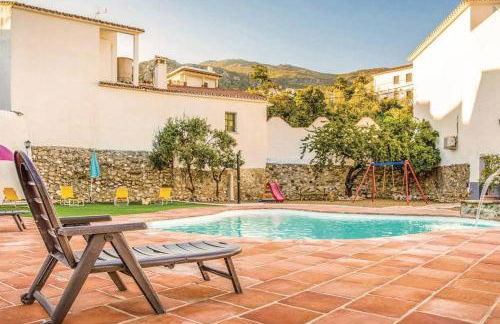 Charming Villa in Mondrón with Private Pool - Foto 7