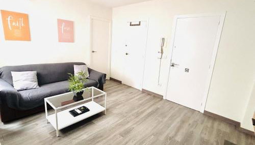 Plaza circular - Más que apartamentos. - Photo 3