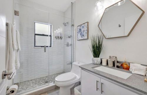 3BR 2.5BA Townhome-10 mins to FTL Beach and Downtown - Foto 7