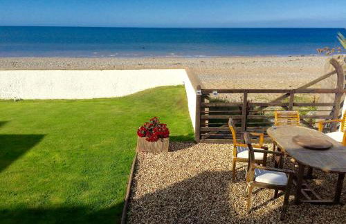 Superb Cintra Beachside Apartments - Photo 30