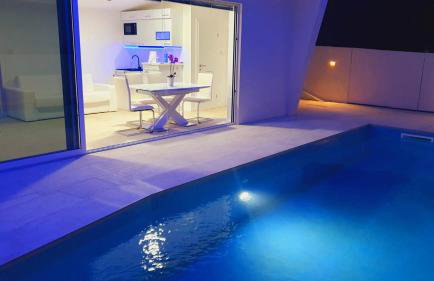 Pool and Jacuzzi Luxury Apartments - Foto 43