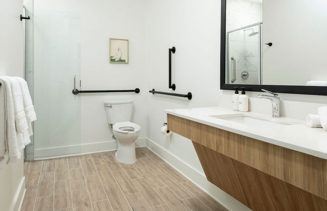 Mint House Nashville - Marathon Village - Photo 27