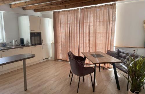 Top eingerichtetes denkmalgeschüztes Haus mit allem Komfort - Foto 2