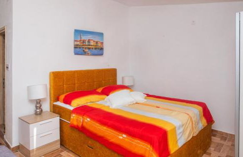 Cozy Home In Cista Velika With Wifi - Photo 16