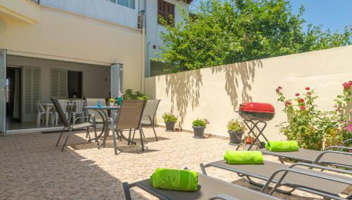 Vila Ca Shermano in Urbanitzaci Montferrutx - Foto 5, sunbed