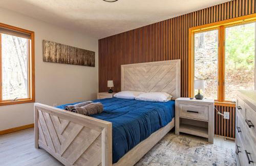 Beautiful Modern Lodge! Game Room - Foto 38