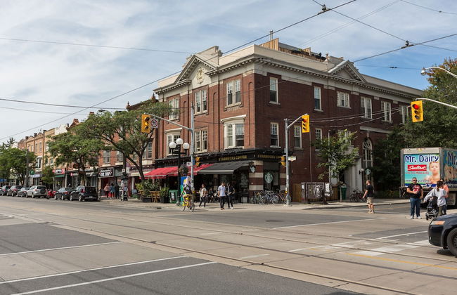 Applewood Suites - Palmerston Avenue - Photo 56