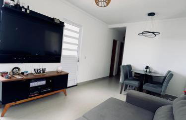 Casa 2 qts em condomínio, 15 min do Moto GP - Foto 5